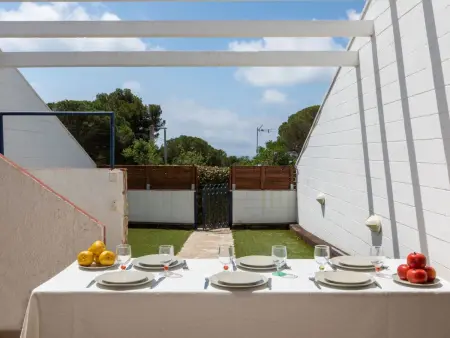 Maison Los Pinos à Playa de Aro – piscine et jardinet : photo 15