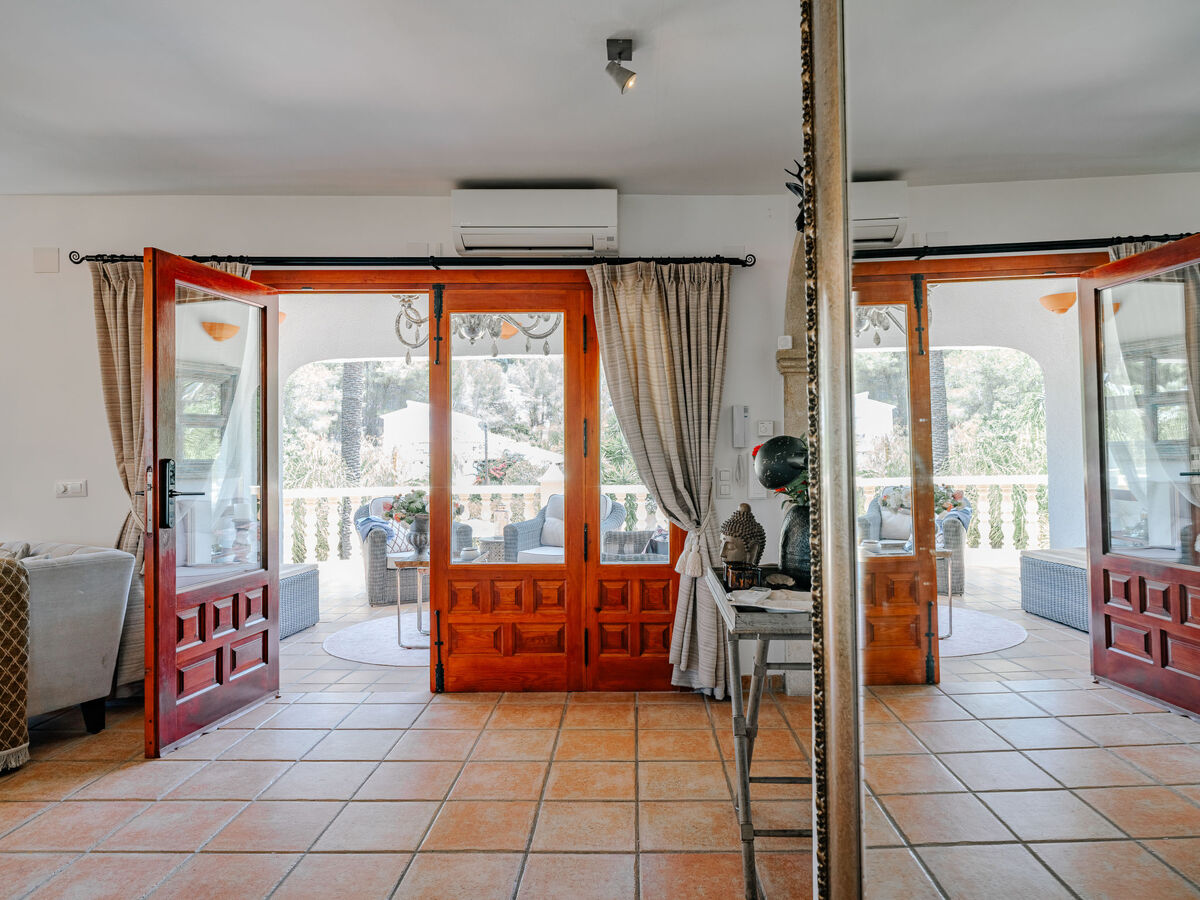 Villa Charme – 300 m², piscine et vue montagne à Javea - Photo 11