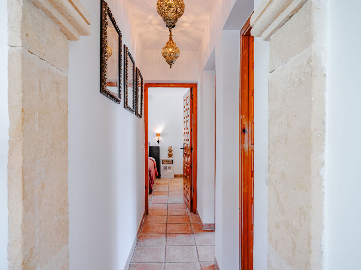 Villa Charme – 300 m², piscine et vue montagne à Javea - Photo 16