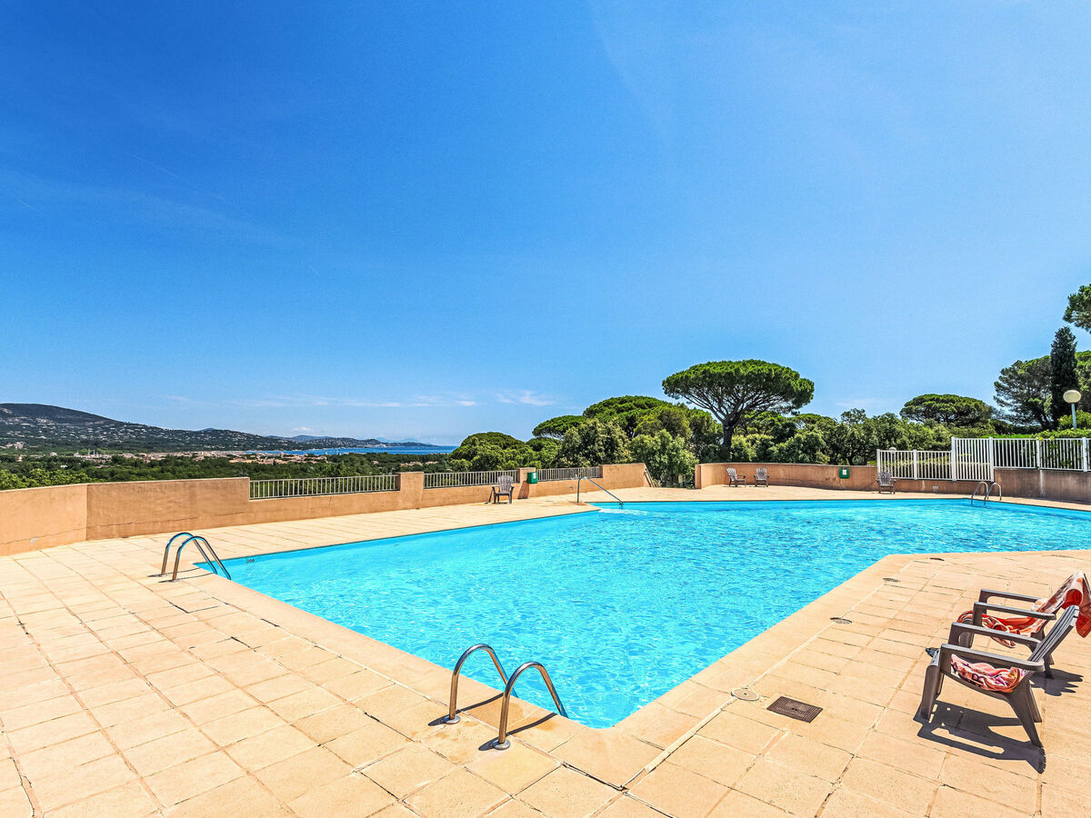 Maison rénovée 2023 avec piscine à Cogolin - Photo 5