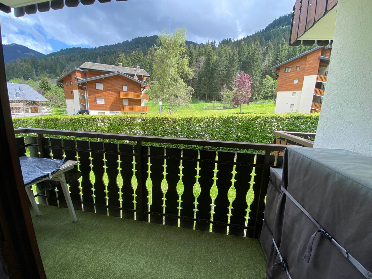 Appartement 2 pièces Châtel, balcon sud-ouest, parking - Photo 8