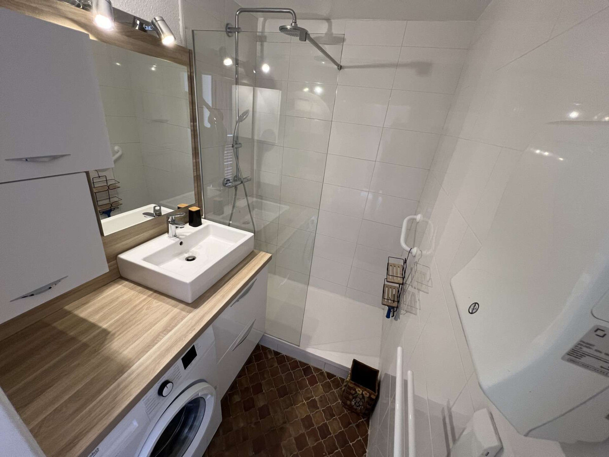 Studio-Cabine 4 pers. Cap d'Agde, vue mer et parking - Photo 11