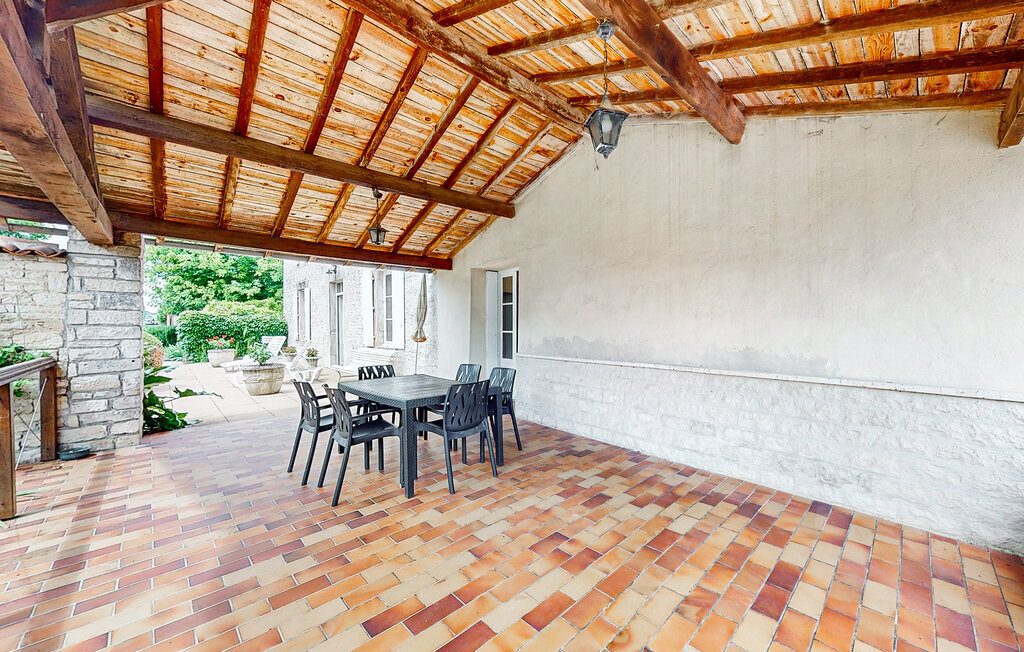 Maison charentaise 155 m² avec salle de jeux à Ligné - Photo 10