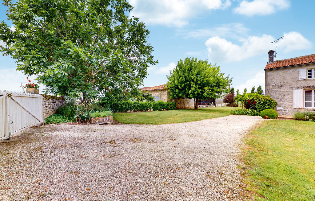 Maison charentaise 155 m² avec salle de jeux à Ligné - Photo 12