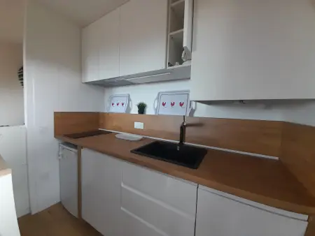Studio Renové avec Balcon à Deux Pas des Plages d'Anglet - Photo 5