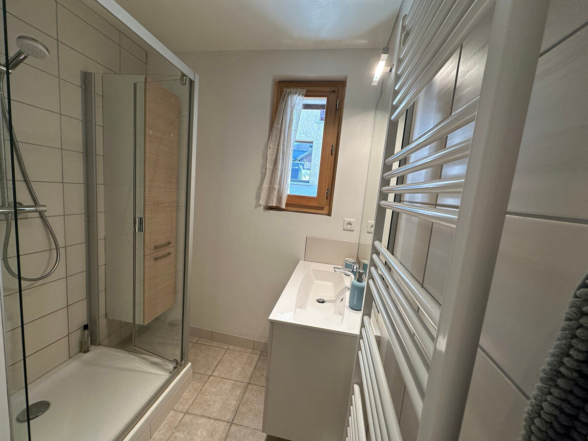 Chalet 170m² Vars pour 12 pers, cheminée et garage - Photo 11