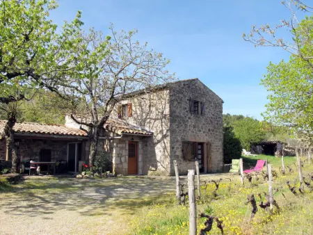 Location maison de vacances à Saint Genest de Beauzon