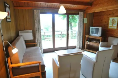 Bungalow bois 6 pers. en parc de vacances à Jupille : photo 2