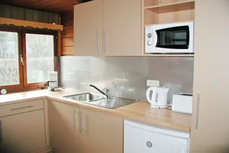 Bungalow bois 6 pers. en parc de vacances à Jupille : photo 12