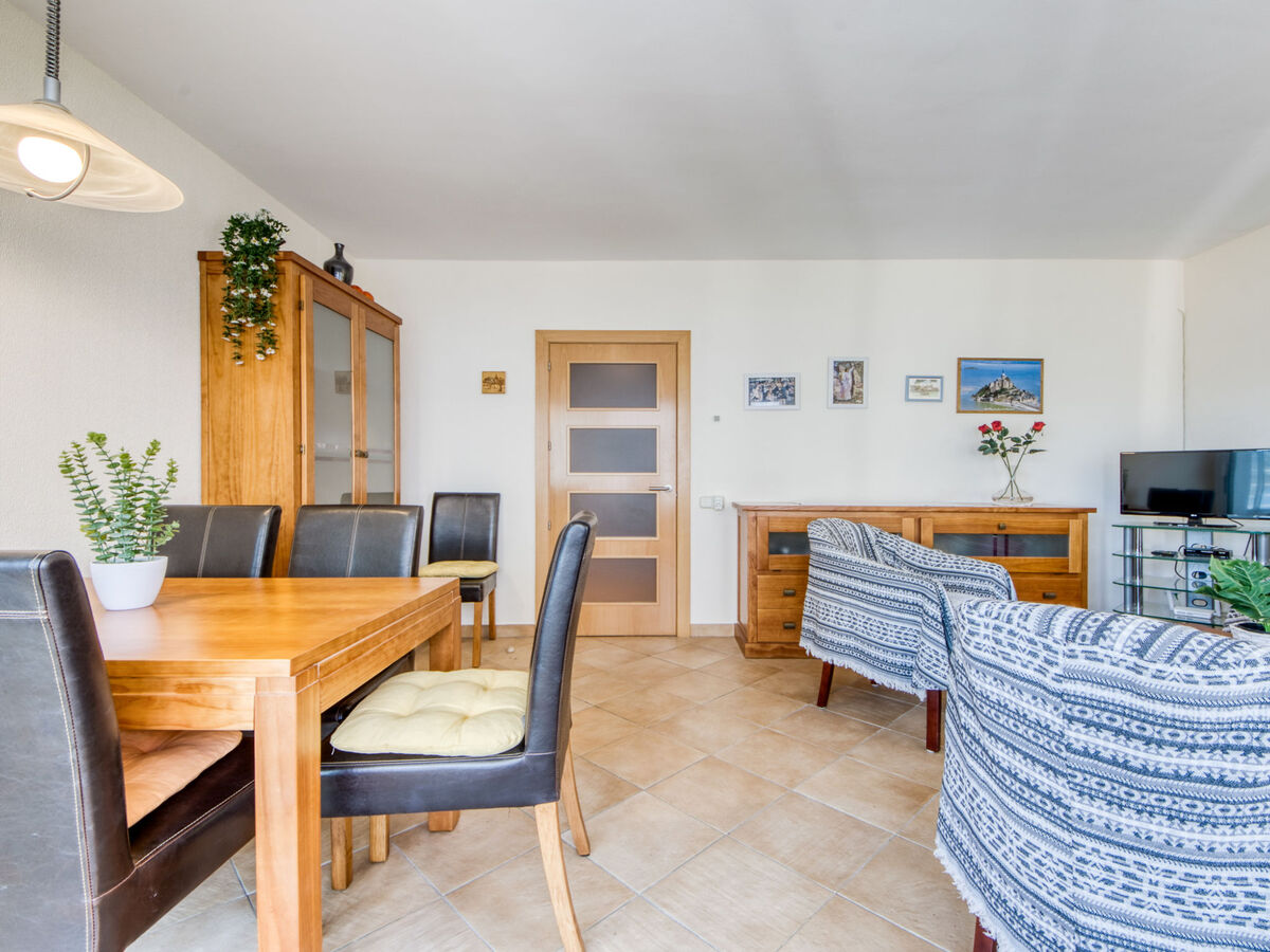 Apt 3 pièces Roses Holiday Center, 30 m de la plage - Photo 6