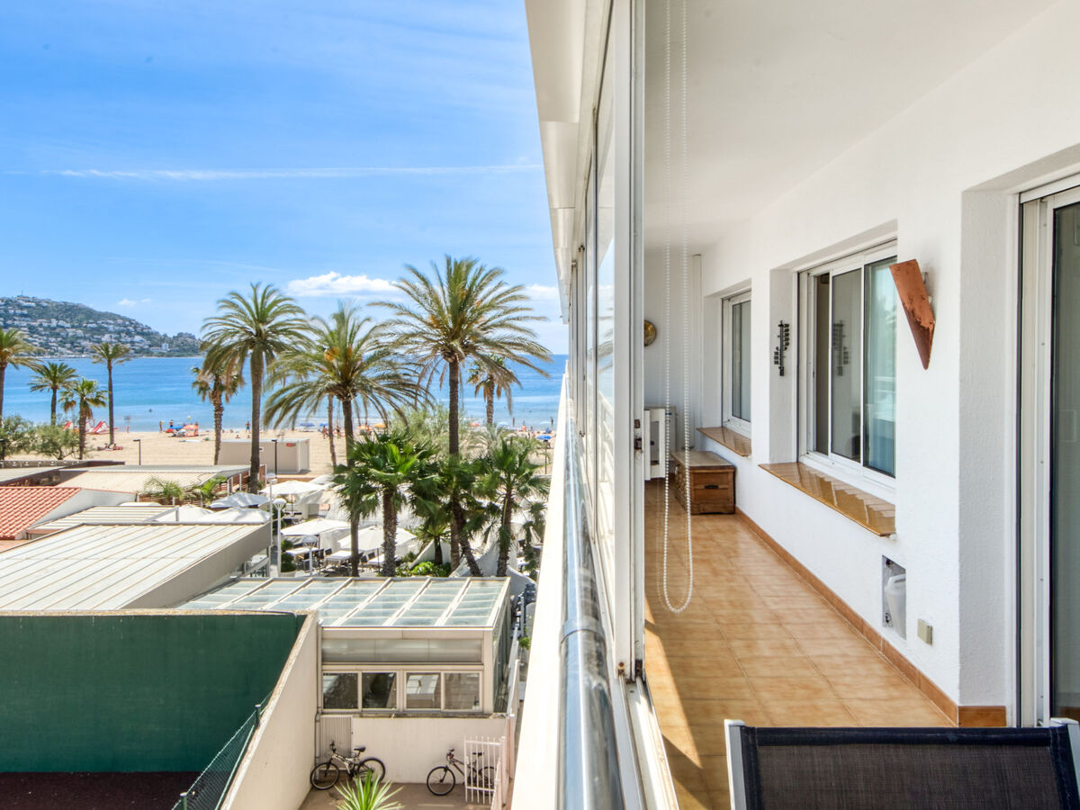 Apt 3 pièces Roses Holiday Center, 30 m de la plage - Photo 17