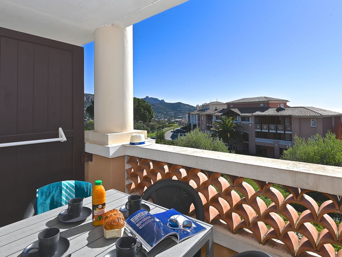 Studio rénové 2025 au Village Cap Estérel, terrasse sud - Photo 16