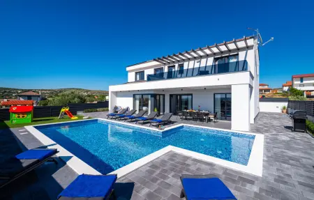 Location maison à Vrana