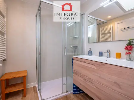 Appartement moderne à Palamós, 3 chambres, terrasse, à 2 min de la plage et proche du centre - Photo 15