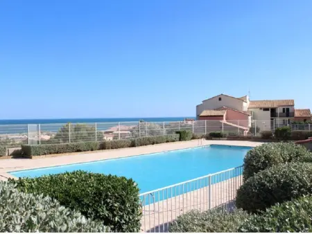 Location appartement à Fleury Saint Pierre la Mer, Appartement T2 avec Piscine et Tennis, Proche Plage, Parking Privé - 6 Couchages, Saint Pierre La Mer