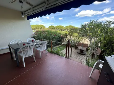 Location appartement à Port Camargue, Appartement avec Piscine, Terrasse et Climatisation - 5 Couchages - Grau-du-Roi