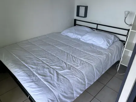 Deux pièces cabine avec piscine et terrasse 32 m² - Port Camargue : photo 12