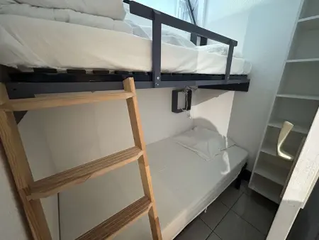 Deux pièces cabine avec piscine et terrasse 32 m² - Port Camargue : photo 15