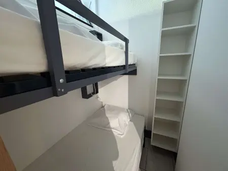 Deux pièces cabine avec piscine et terrasse 32 m² - Port Camargue : photo 16