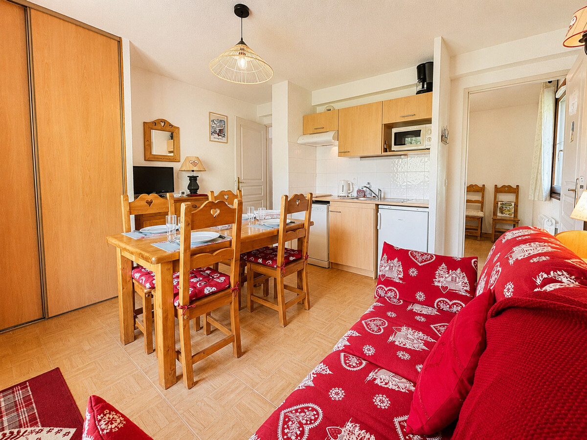 Appartement 28 m² skis aux pieds avec piscine intérieure - Photo 14