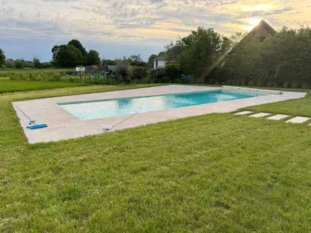 Gîte contemporain 8 pers., piscine et jardin à Saint-Éloy-de-Gy : photo 5