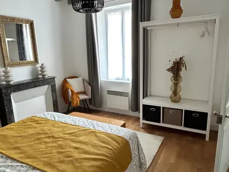 Gîte contemporain 8 pers., piscine et jardin à Saint-Éloy-de-Gy : photo 9
