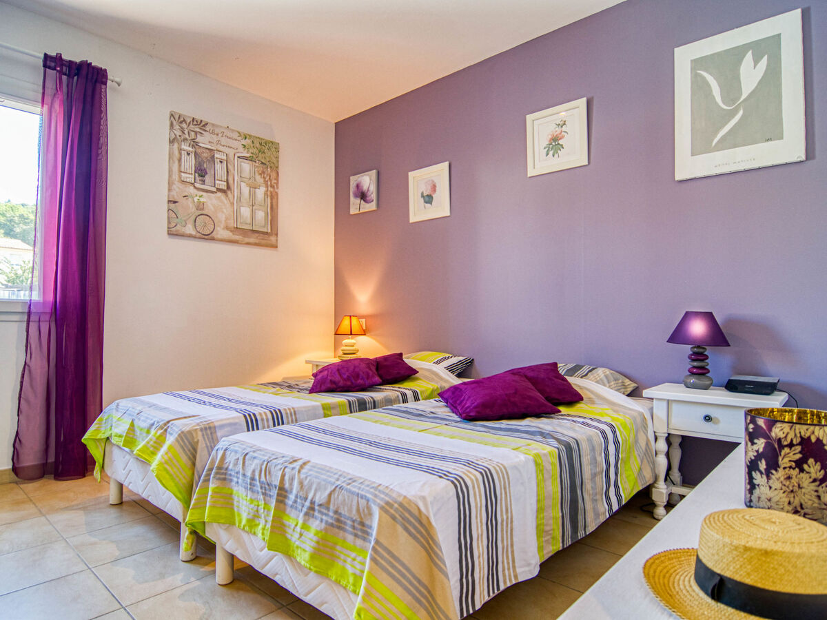 Villa Les Genêts – Maison 2 chambres avec piscine - Photo 12