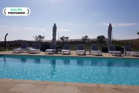 Location appartement à Fermo, Ferme à Marche avec piscine et vue sur la côte