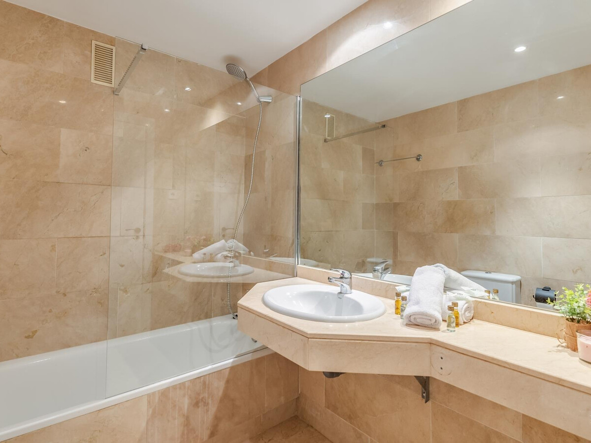 Appartement 2 ch à Puerto Banús, 200 m de la plage - Photo 11
