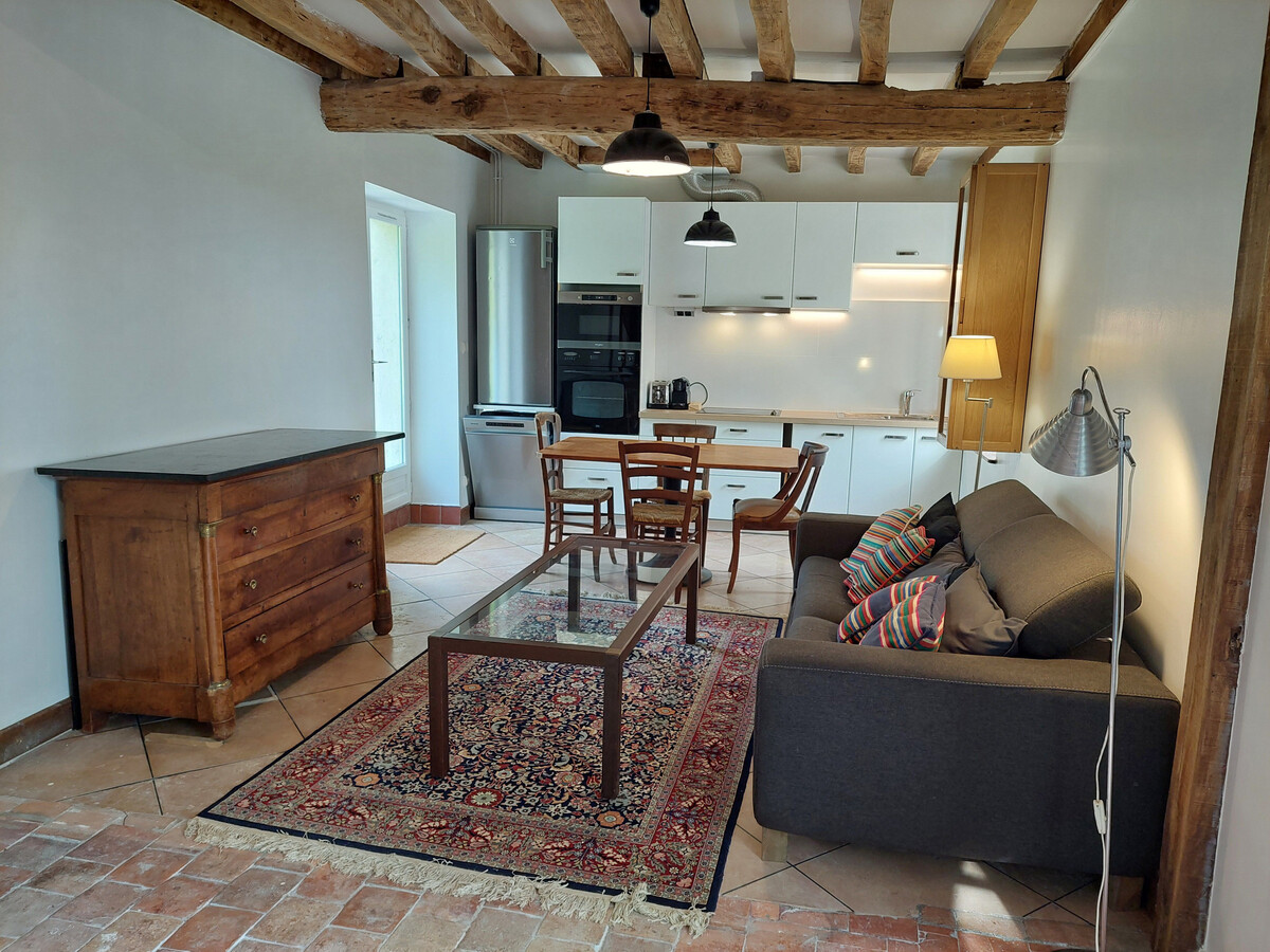 Gîte Champêtre avec Home Cinéma et Verger Libre Cueillette - Photo 3