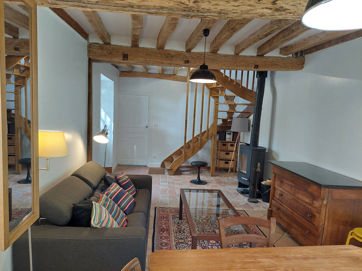 Gîte Champêtre avec Home Cinéma et Verger Libre Cueillette - Photo 4