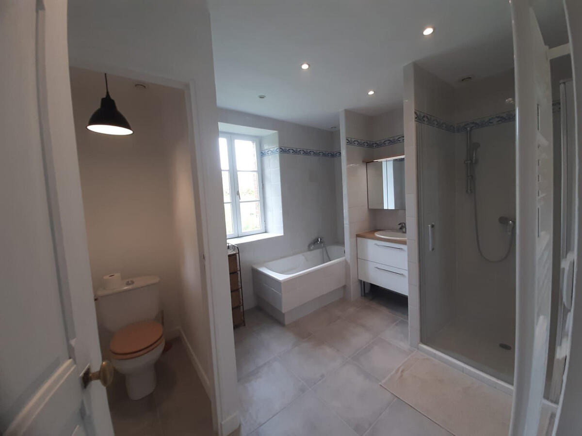 Gîte Champêtre avec Home Cinéma et Verger Libre Cueillette - Photo 8