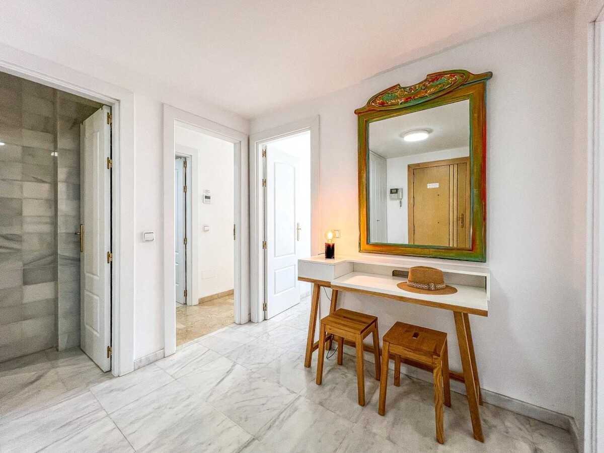 Appartement 2 chambres face mer à Estepona, piscine et salle de sport - Photo 10