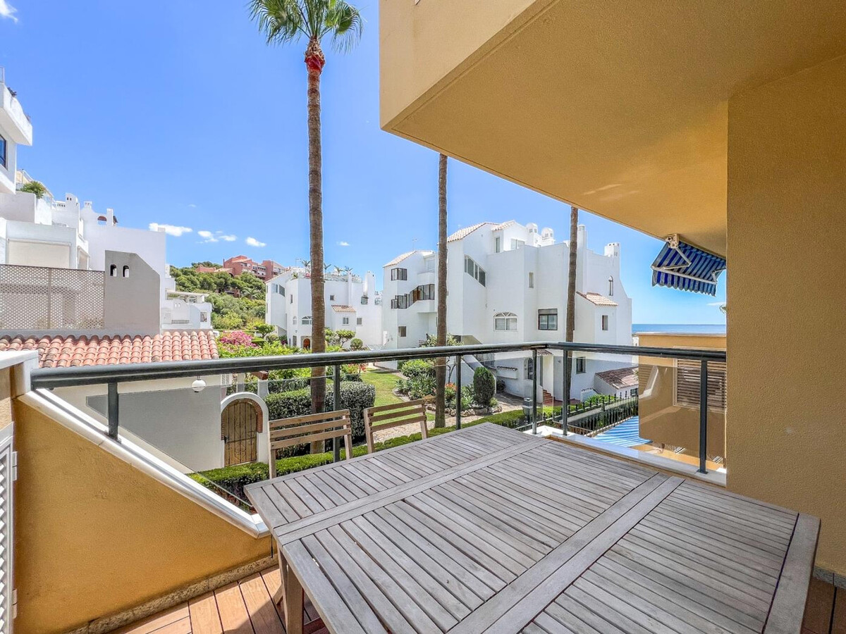 Appartement 2 chambres face mer à Estepona, piscine et salle de sport - Photo 13