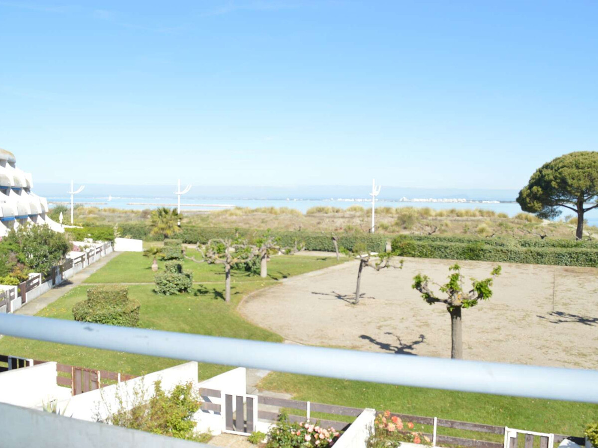 T2 climatisé vue mer avec parking - Port Camargue - Photo 1