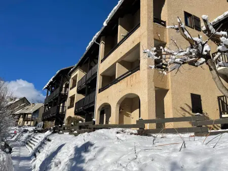 Appartement 4 pièces vue montagne, accès direct aux pistes : photo 14