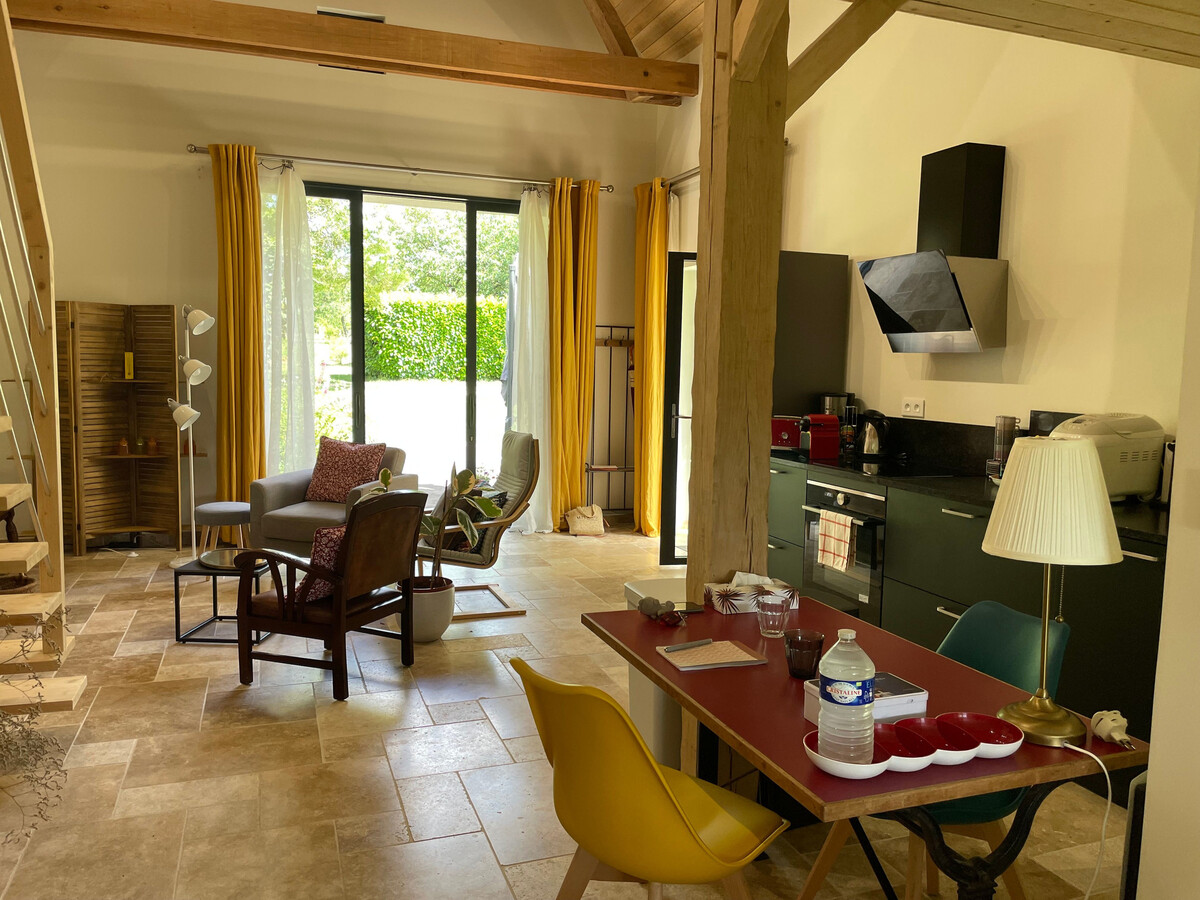Gîte indépendant Mayet, 2 personnes avec poêle à bois - Photo 5