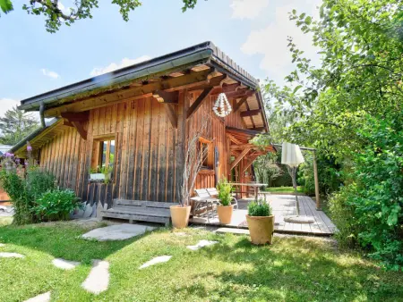 Location chalet à Morzine, Chalet charmant avec terrasse au pied du Pleney, proche centre et parking