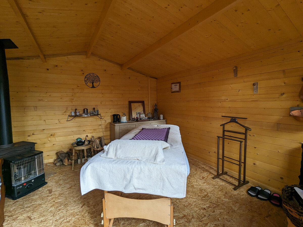 Roulotte avec jacuzzi à Monistrol-sur-Loire - Photo 14
