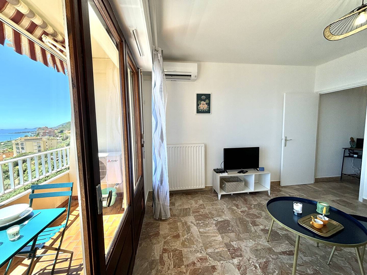 Appartement 1 pièce vue mer avec parking à Ajaccio - Photo 8