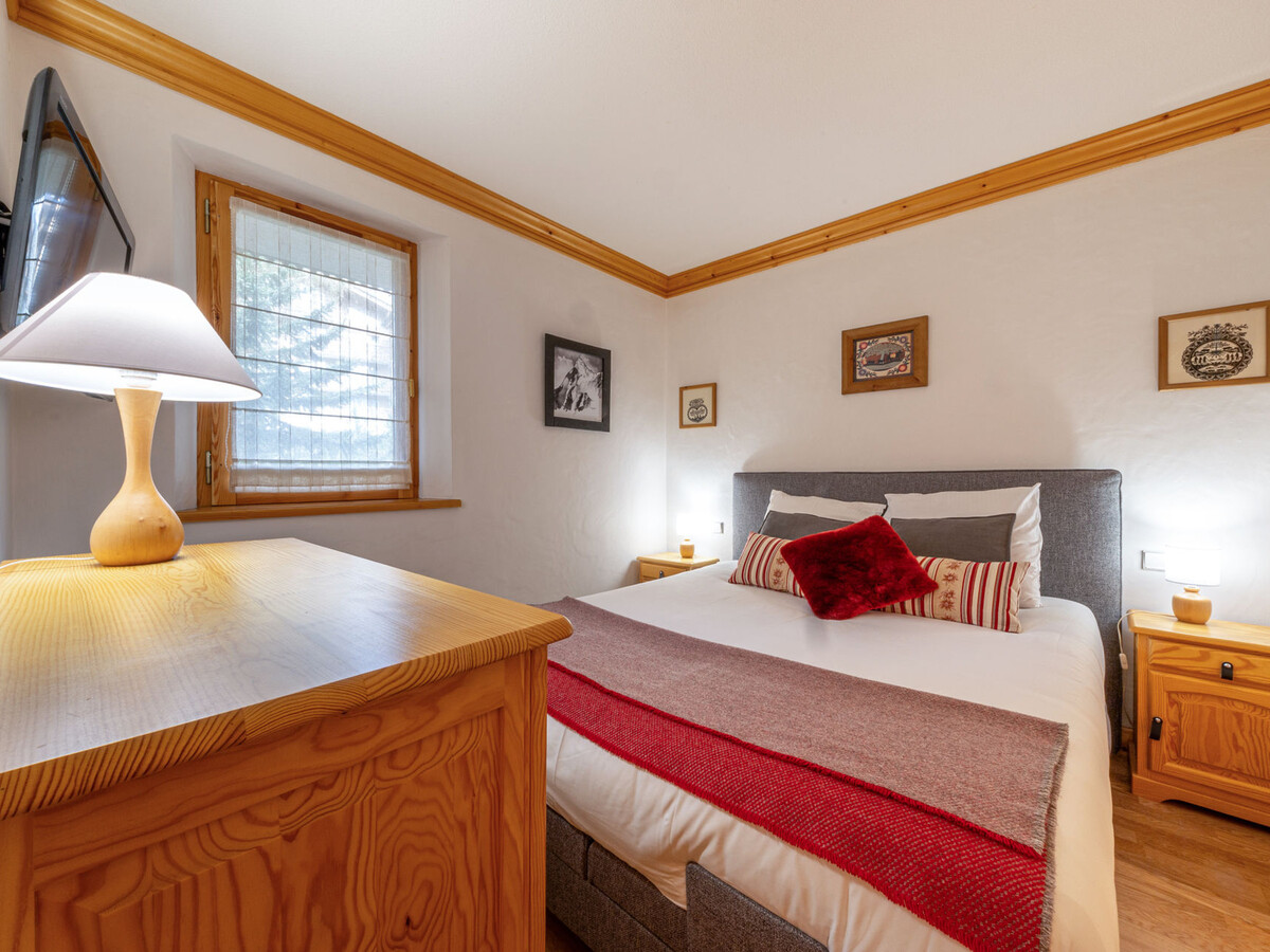 Appartement 75m² standing, cheminée et balcon Sud – Val-d'Isère - Photo 9