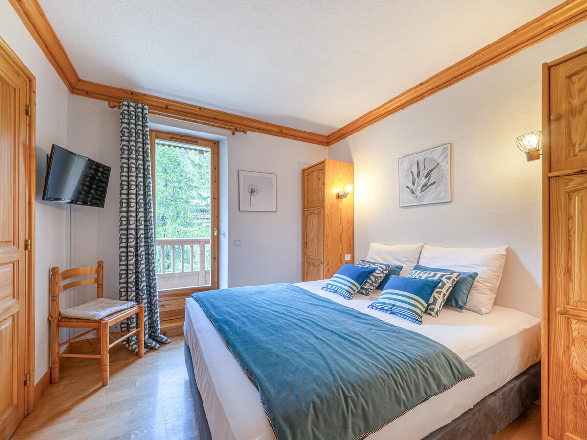 Appartement 75m² standing, cheminée et balcon Sud – Val-d'Isère - Photo 10