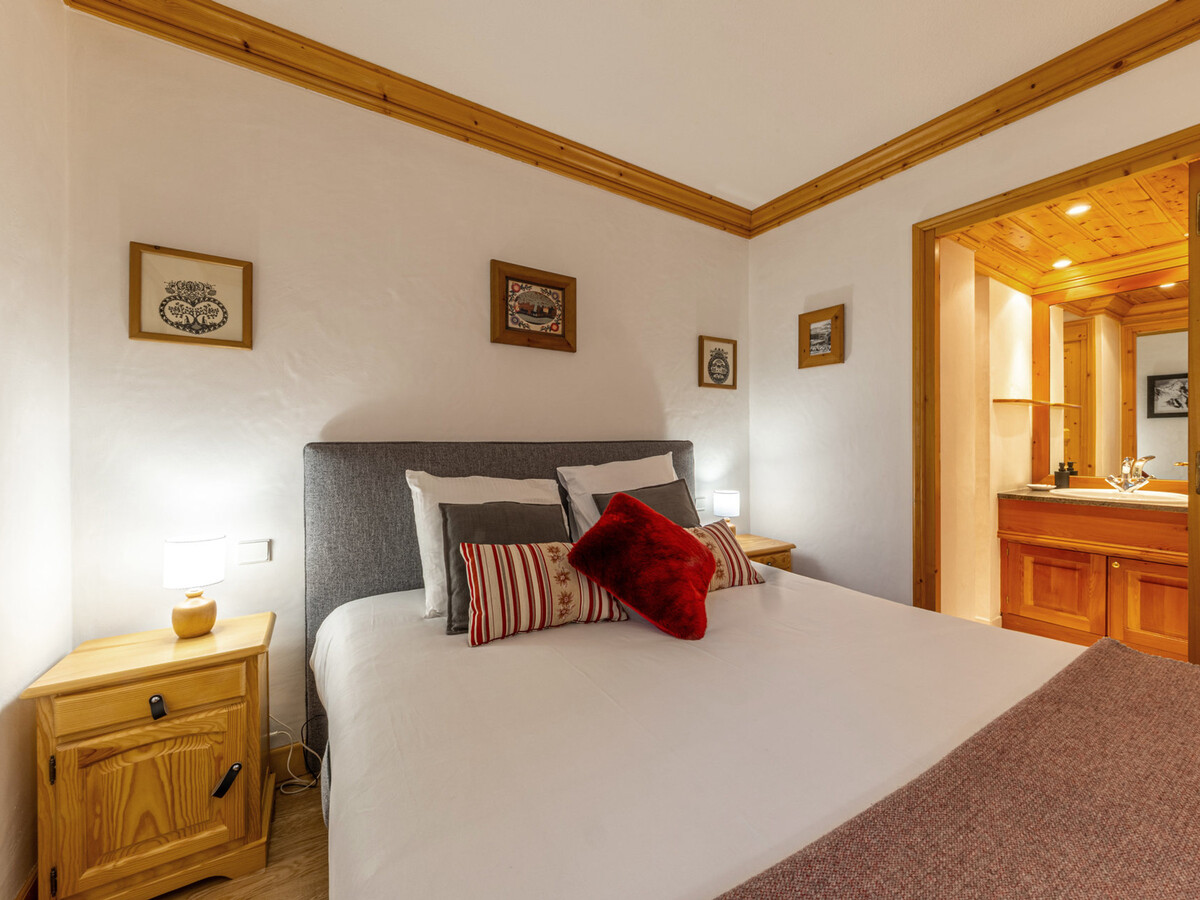 Appartement 75m² standing, cheminée et balcon Sud – Val-d'Isère - Photo 14
