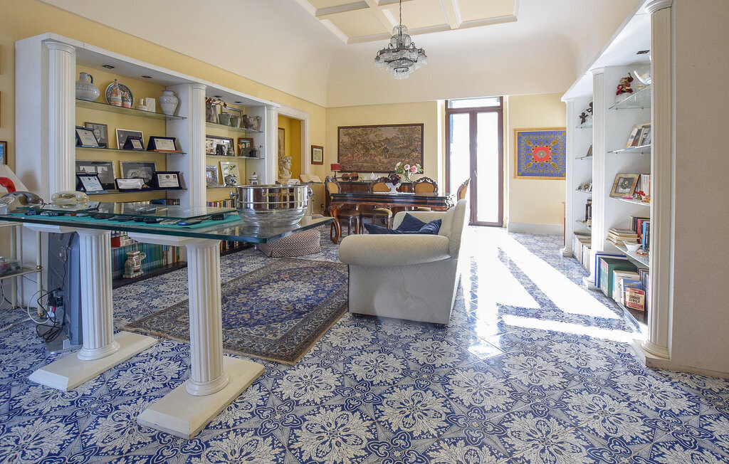 Maison 18 personnes à Lucera, cave à vin et billard - Photo 21