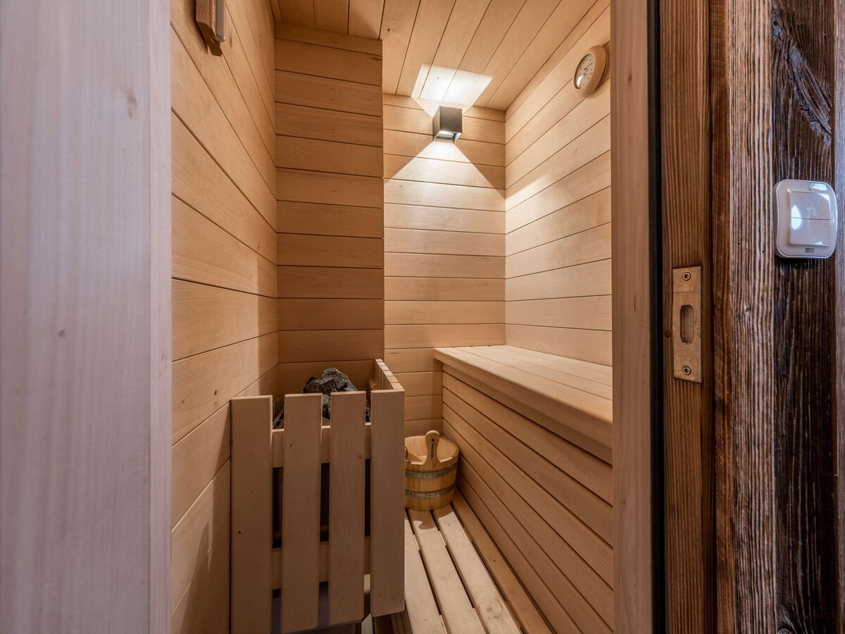 Chalet cosy Courchevel 5 pers près des pistes avec sauna et terrasse - Photo 11