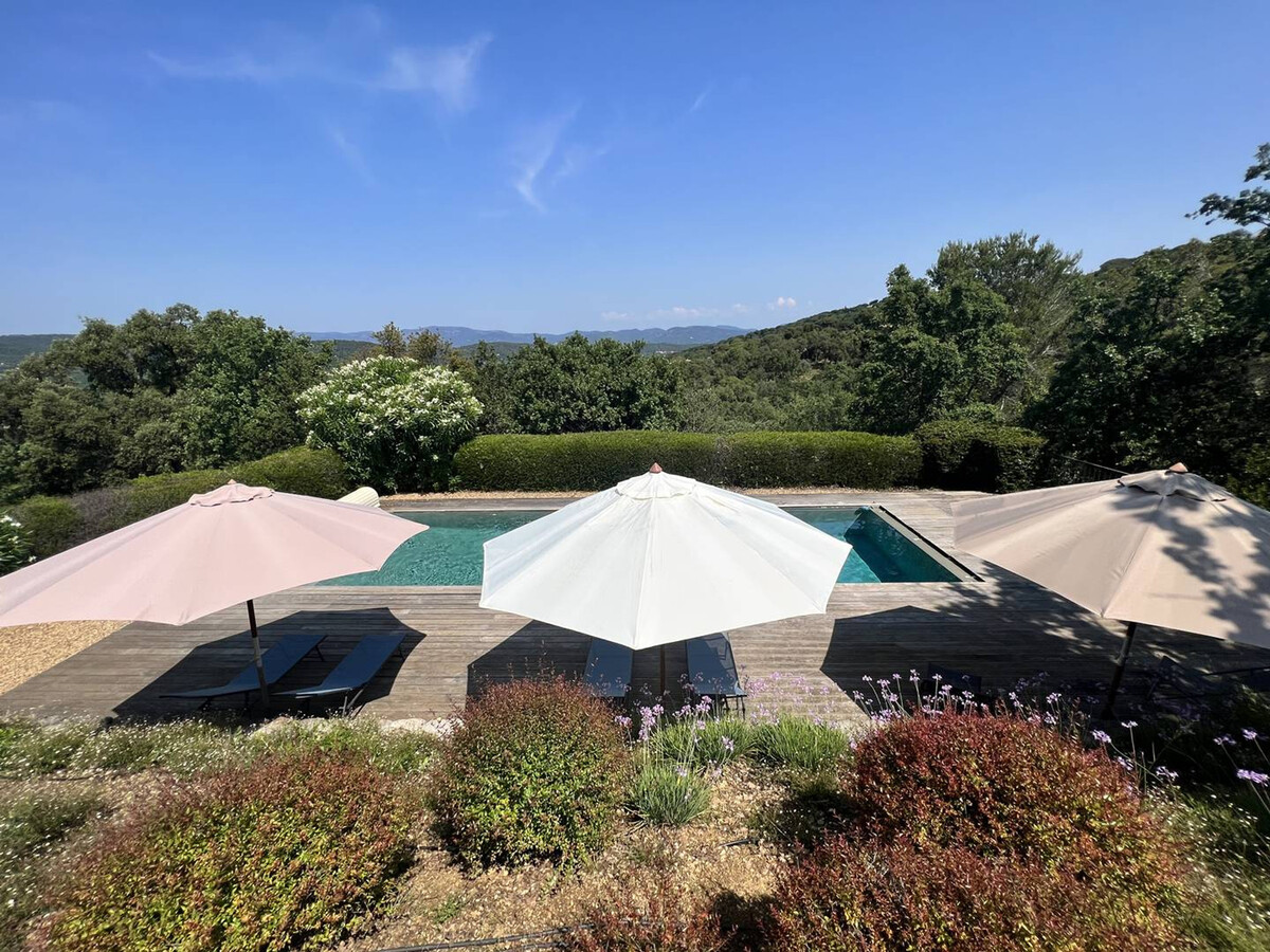 Villa 180m² piscine privée, vue Maures à Gassin - Photo 17