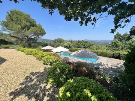 Location villa à Gassin