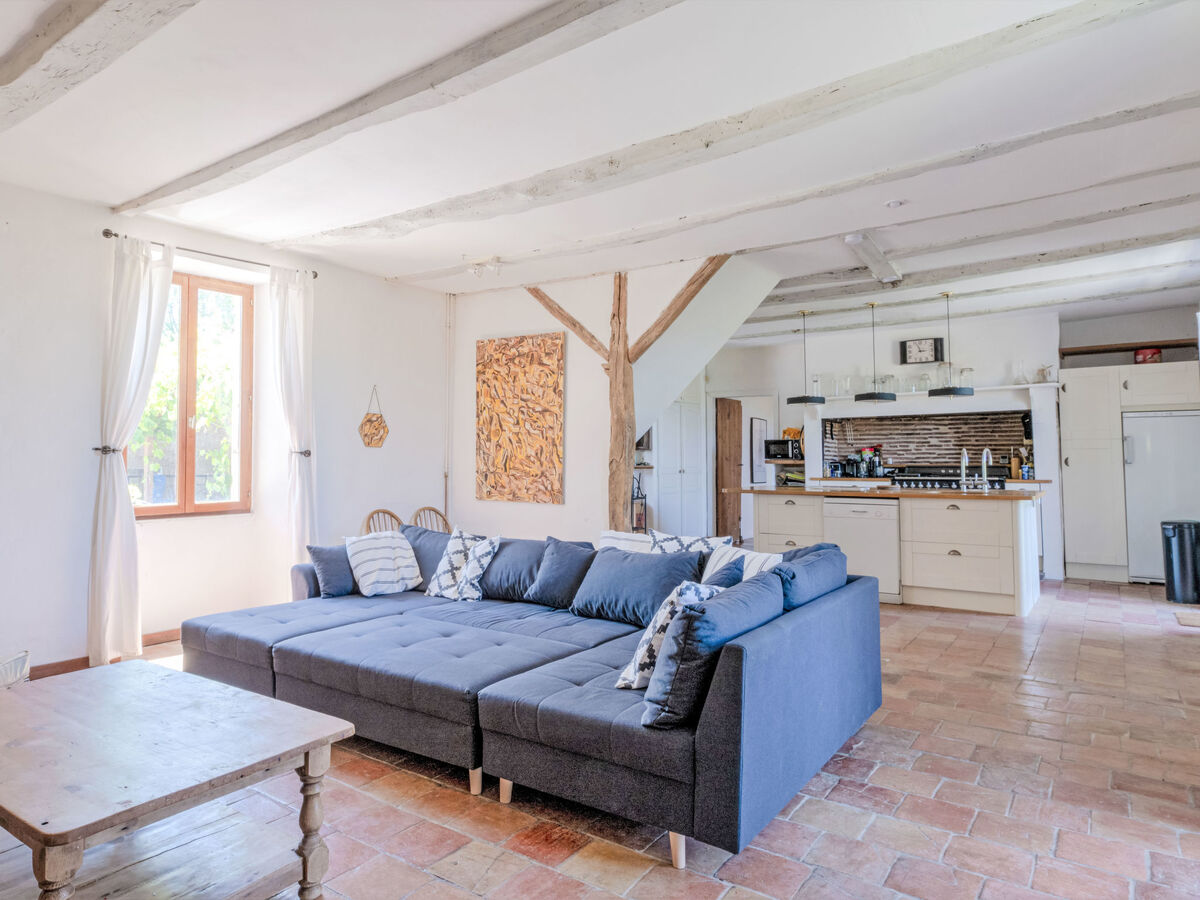 Larroque Haute – Gîte 9 pers. avec piscine à Bourlens - Photo 4