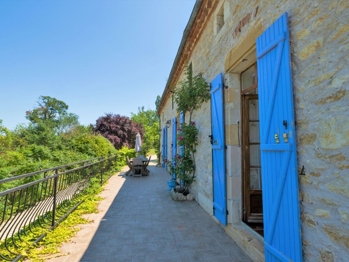 Larroque Haute – Gîte 9 pers. avec piscine à Bourlens - Photo 33