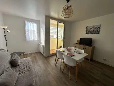 Appartement rénové 2 pièces avec balcon, à 200m de la plage, St Hilaire de Riez - Photo 1